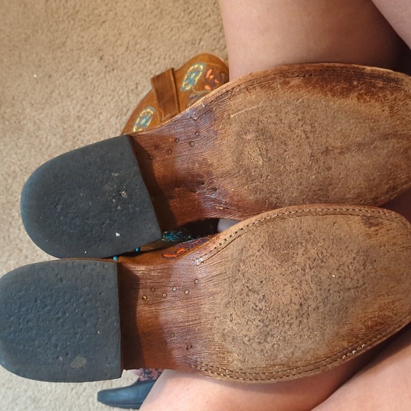 Macie Bean Boots - Picture 7 of 9